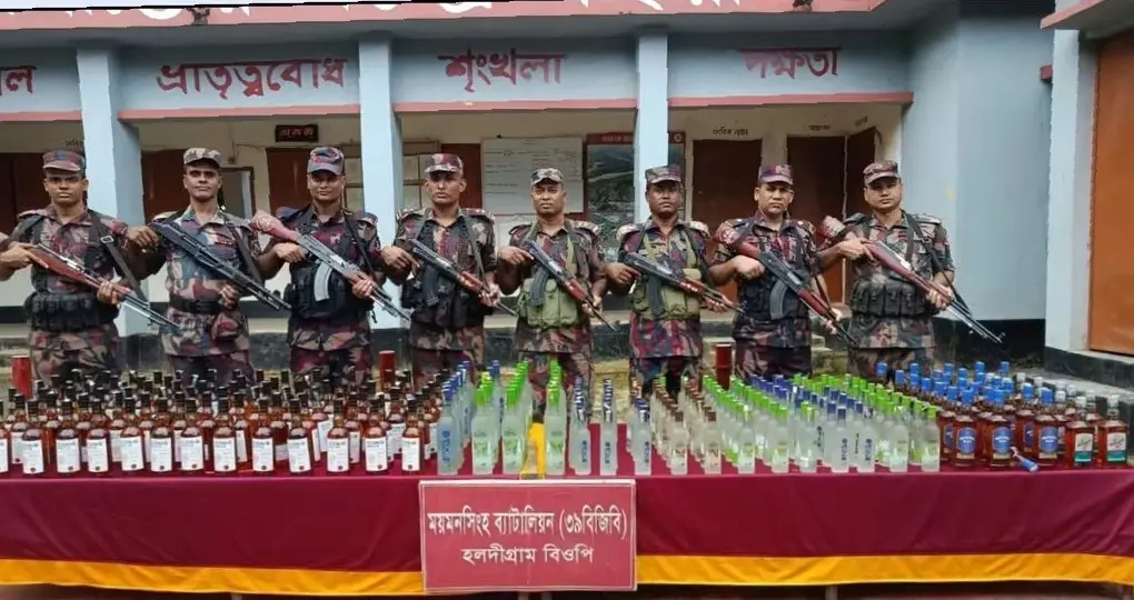 ঝিনাইগাতী সীমান্তে ২৭৩ বোতল ভারতীয় মদ জব্দ