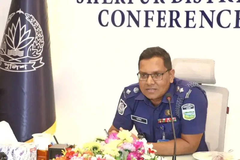 রথযাত্রা উপলক্ষে সনাতন ধর্মাবলম্বীদের সঙ্গে শেরপুর জেলা পুলিশের নিরাপত্তাবিষয়ক মতবিনিময় সভা