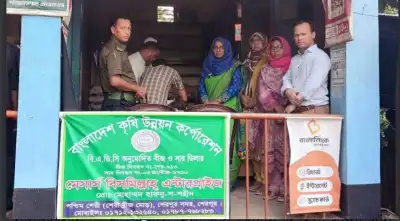 শেরপুরে সারের বাজার নিয়ন্ত্রণে ভ্রাম্যমাণ আদালত, দুই ব্যবসায়ীকে ২০ হাজার টাকা জরিমানা