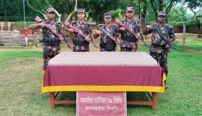 নালিতাবাড়ী সীমান্তে পাঁচ লক্ষাধিক টাকার ভারতীয় ঔষধ জব্দ