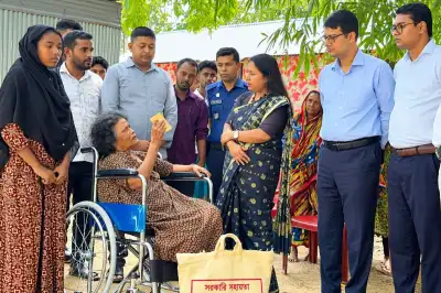 শেরপুরের ঝিনাইগাতীতে ১০ বছর ঘরবন্দি জমেলার পাশে জেলা প্রশাসক