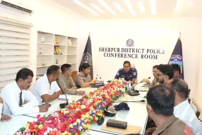 শেরপুরে দুর্গাপূজার নিরাপত্তা নিশ্চিতে পূজা উদযাপন কমিটির সঙ্গে পুলিশের মতবিনিময়
