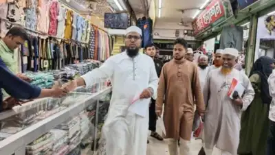 শেরপুরে ডেঙ্গু প্রতিরোধে জনসচেতনতামূলক লিফলেট বিতরণ